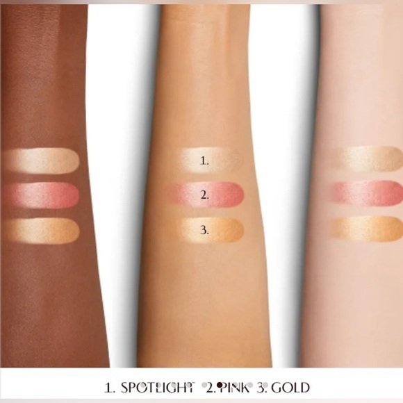 Charlotte Tilbury LIMITED EDITION
BEAUTY LIGHT WAND EASY HI-LIGHTER IN GOLD NIB - Picture 6 of 10